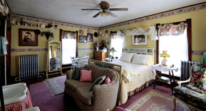 Heart's Desire Inn, Raton