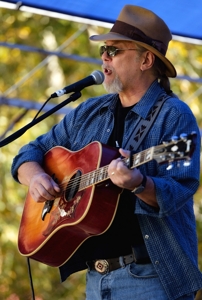 Mike Addington, Red River Folk Festival 2015