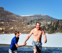 Polar Bear Plunge, New Year's Day 2016, Lake Maloya, Raton NM