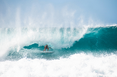 Free surf at Rocky Point on Oahu's North Shore, December 2018, by Tim Keller