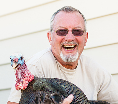 Tom Noe and Sam the Turkey, Des Moines, New Mexico, 2009
