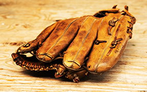 Rawlings Big T Trap-Eze baseball glove c1950